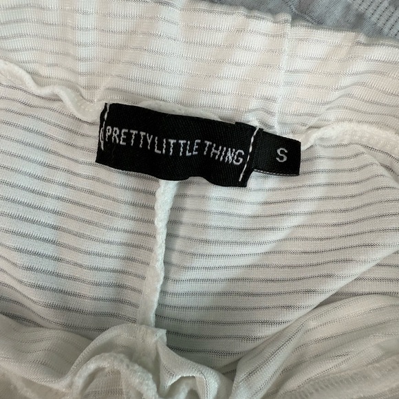 PrettyLittleThing White Flare Pants - Picture 3 of 4